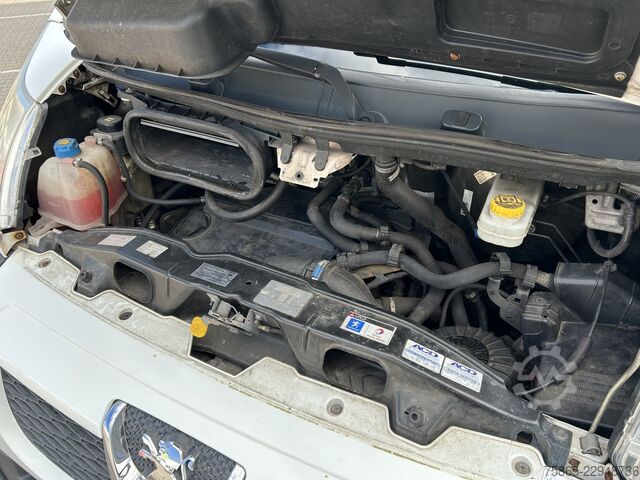  Peugeot Boxer 330 2.2 HDI L1H1 Premium / 204 dkm / 9 Se...