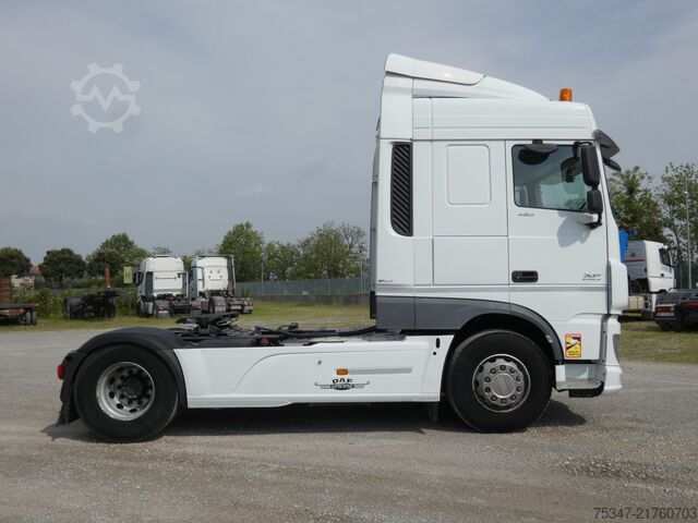 Trattore stradale standard DAF XF 460