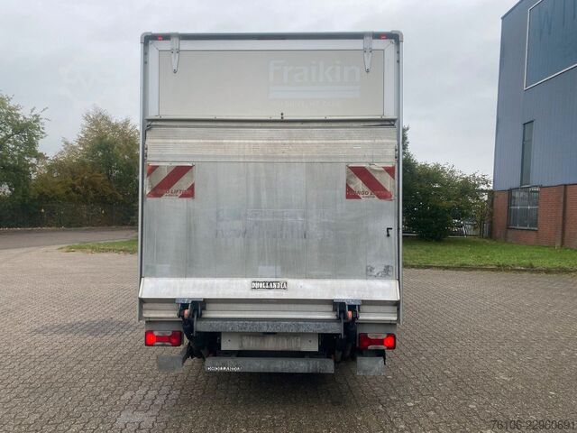وان جعبه‌ای IVECO Daily 35C14 Hi-Matic Koffer mit Ladebordwand