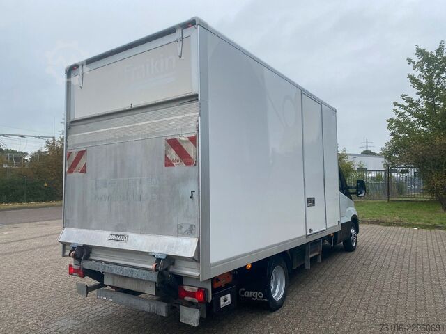 وان جعبه‌ای IVECO Daily 35C14 Hi-Matic Koffer mit Ladebordwand
