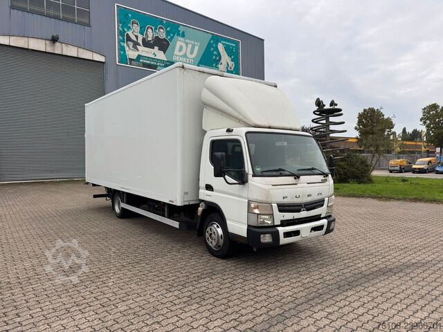 کامیون جعبه‌ای FUSO Canter 7C15 Koffer mit Ladebordwand
