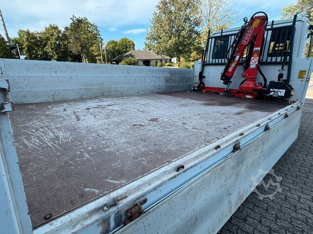 Pick-up pakettiauto IVECO 75E16 Pritsche mit Kran Fassi