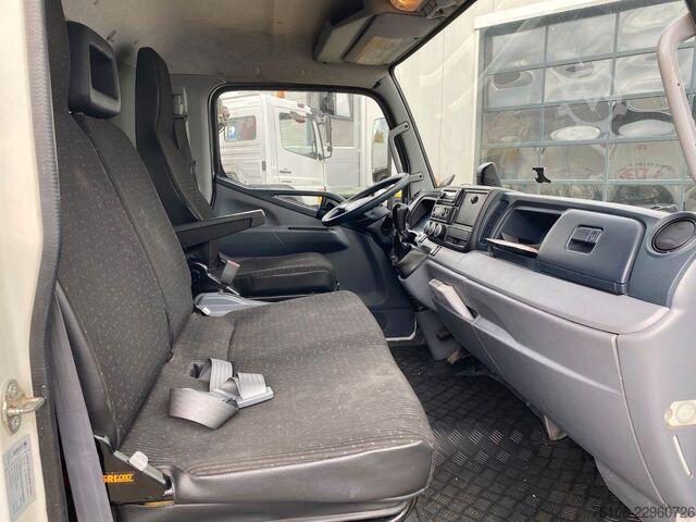 Laatikkoauto FUSO Canter 7C15 Koffer mit Ladebordwand