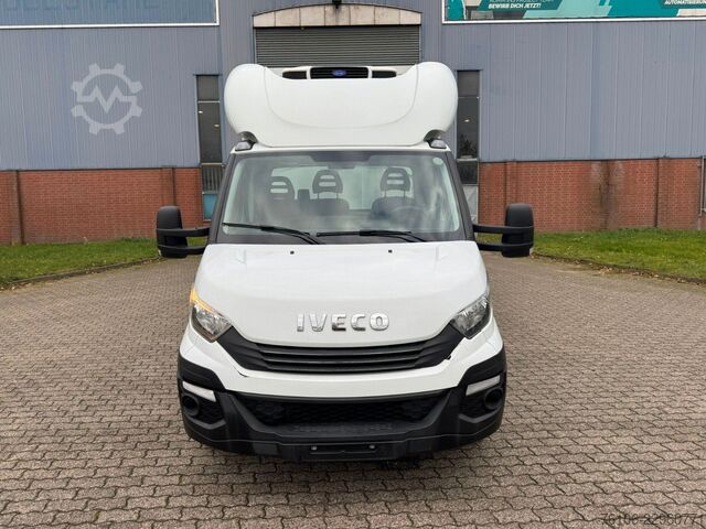Van badan peti sejuk IVECO Daily 35C18 TiefKühlkoffer Maxicargo