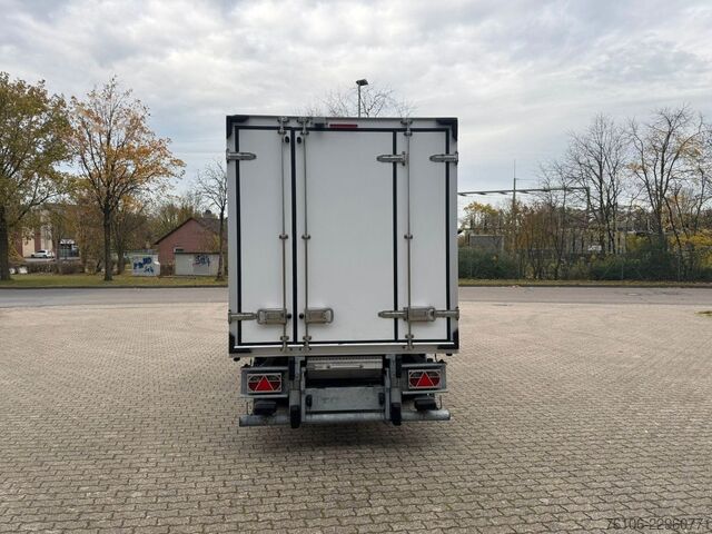 Van badan peti sejuk IVECO Daily 35C18 TiefKühlkoffer Maxicargo