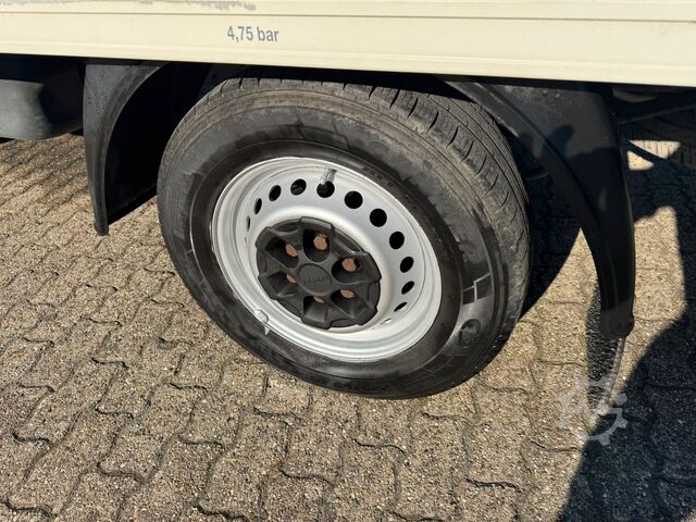 Van kotak IVECO Daily 35S13 Koffer mit Ladebordwand*Klima*