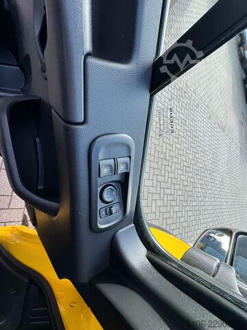 รถตู้แบบกล่อง RENAULT Master Koffer mit Ladebordwand *Klima*Kamera