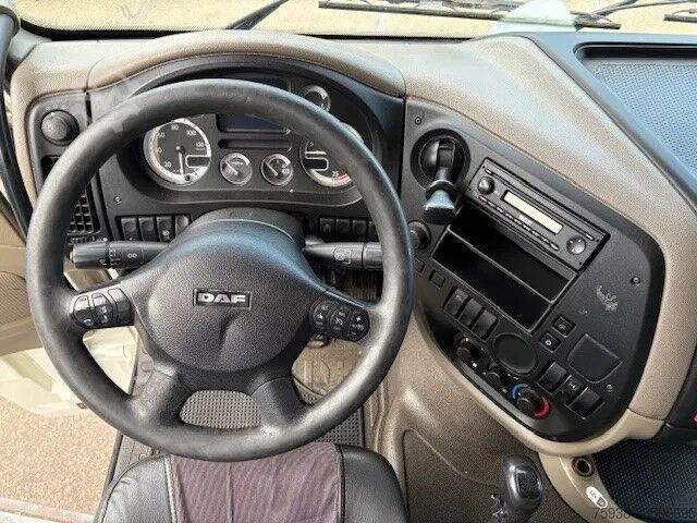 Štandard-SZM DAF XF 105.460 SPACECAB (ZF16 MANUAL GEARBOX / MX-B...