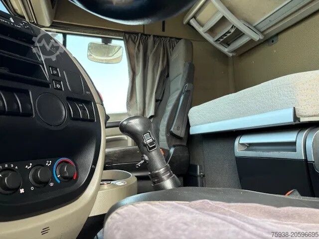 Štandard-SZM DAF XF 105.460 SPACECAB (ZF16 MANUAL GEARBOX / MX-B...