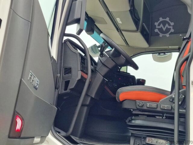 Standardni SZM Volvo FH 16 780 Aero Globetrotter XL 4x2 - NEW - Full...