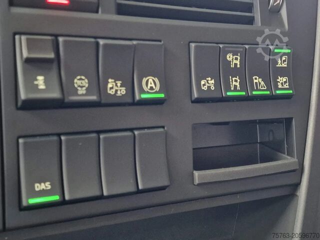 Standardni SZM Volvo FH 16 780 Aero Globetrotter XL 4x2 - NEW - Full...