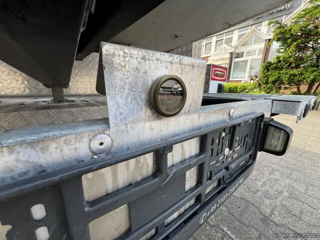 Работна платформа монтирана на камион Renault Master  Versalift VDTL 14m 2 Per.Korb Nur 41h