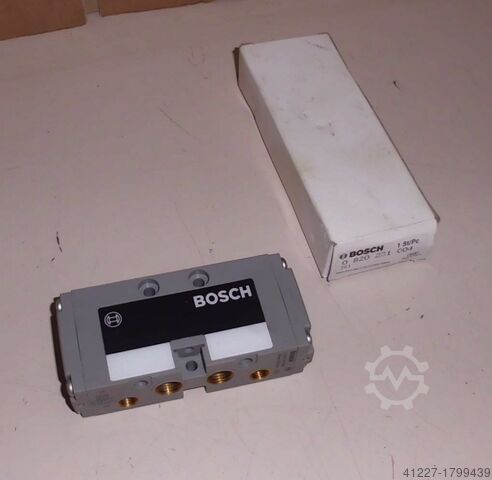 Bosch 0 820 231 004