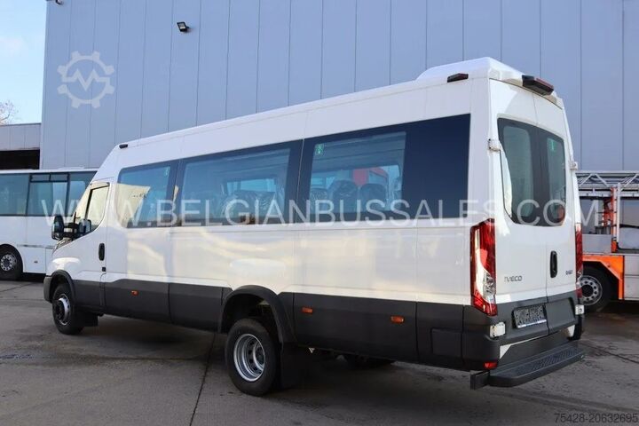 Bus interurbain Iveco DAILY