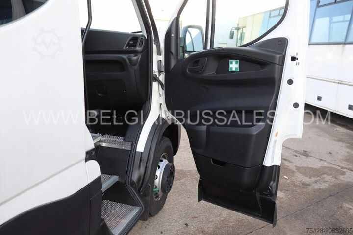 Bus interurbain Iveco DAILY