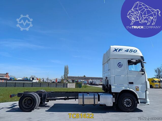 Sasis dengan kabin DAF XF 450