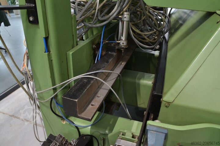 Lepilni stiskalnik Kallesoe PRASA DO KLEJENIA  LV 351