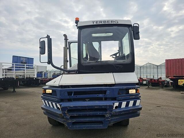 Terminalski traktor TERBERG RT 282 | 4X4 |