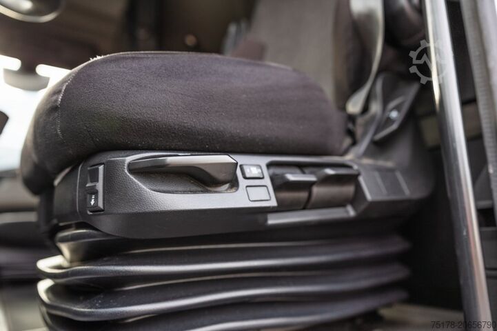 Ponjava MAN TGX 18.400 XLX+HAYON