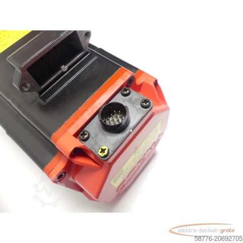 Unidad de control Fanuc A06B-0216-B200 # 0100 Motor SNC05XF2945 + A860-2000-T321 --
