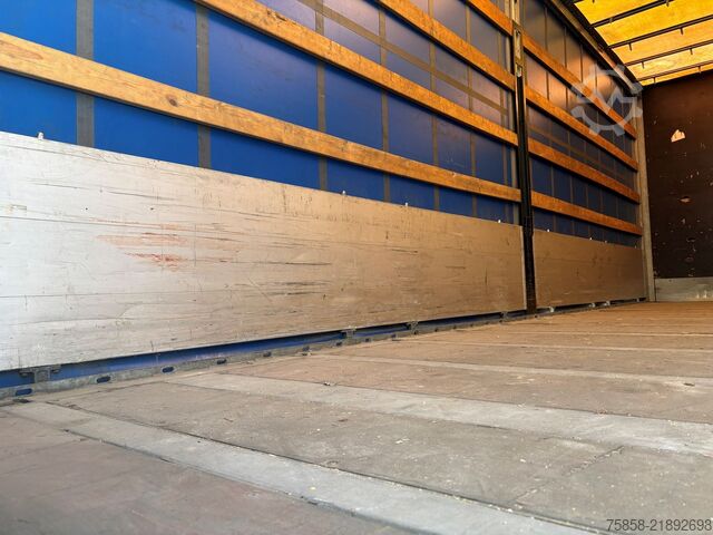 Swap body with flatbed & tarp Wecon 7,82m Verzinkt Bordwand unter Plane