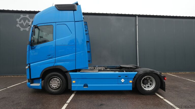Standartinis-SZM Volvo FH 480 LNG Globetrotter tractor unit