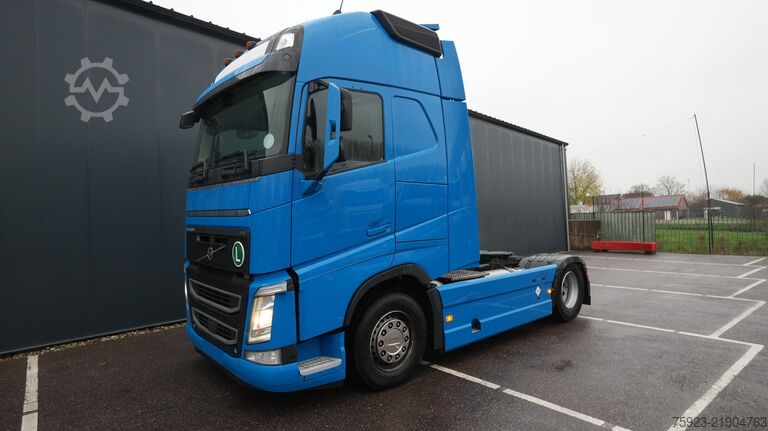 Standartinis-SZM Volvo FH 480 LNG Globetrotter tractor unit