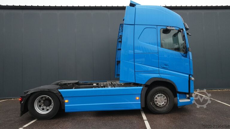 Standartinis-SZM Volvo FH 480 LNG Globetrotter tractor unit
