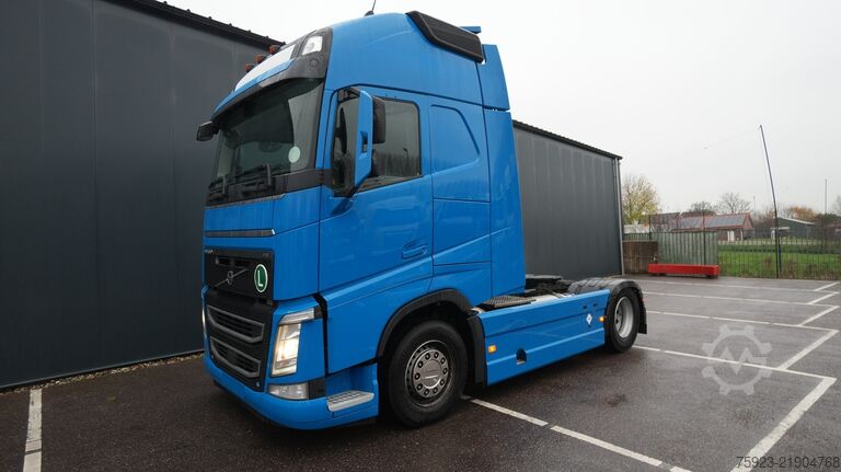 Standartinis-SZM Volvo FH 480 LNG Globetrotter tractor unit