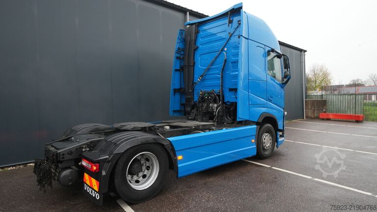 Standartinis-SZM Volvo FH 480 LNG Globetrotter tractor unit