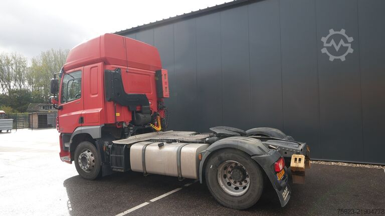 Pavojingos medžiagos DAF CF 440 tractor unit