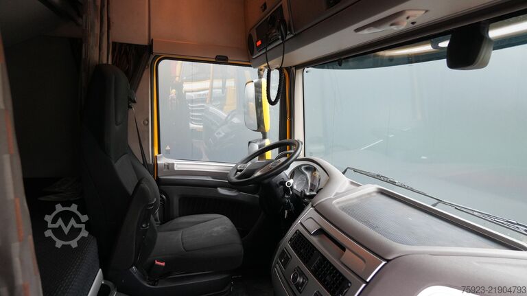 Standartinis-SZM DAF XF 480 SC tractor unit