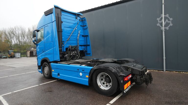Standartinis-SZM Volvo FH 480 LNG Globetrotter tractor unit