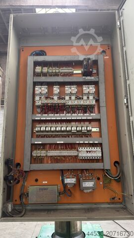 रेडियल ड्रिलिंग मशीन MAS KOSOVIT VOM 50