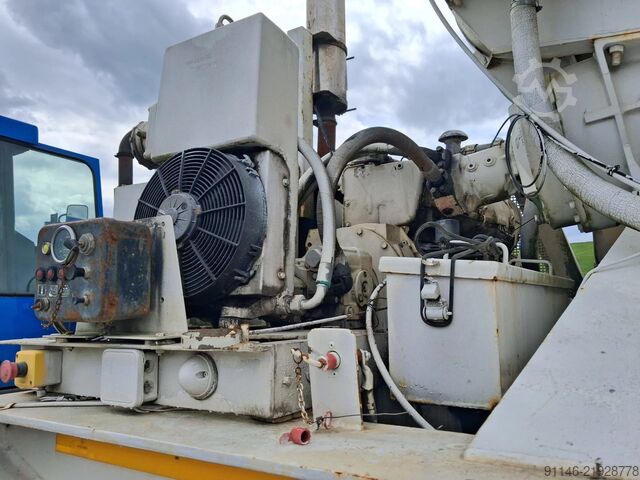 Licuadora Macer SR39T3E * 12m3 * Deutz *