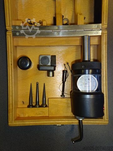 Dispositivo di centraggio, Centrikator 