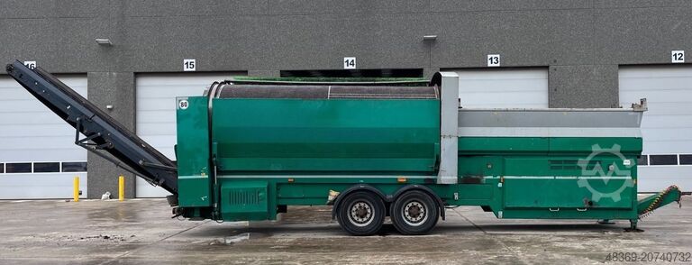 Macchina di vagliatura Komptech NEMUS 2700