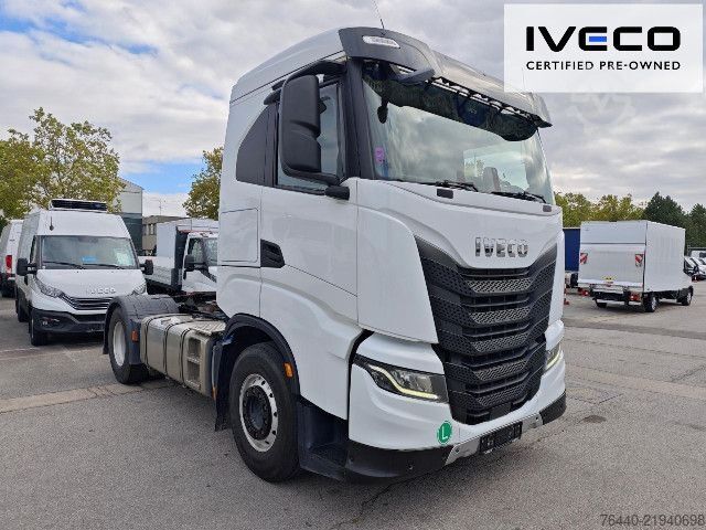 標準トラクターユニット IVECO S-Way Kipphydraulik