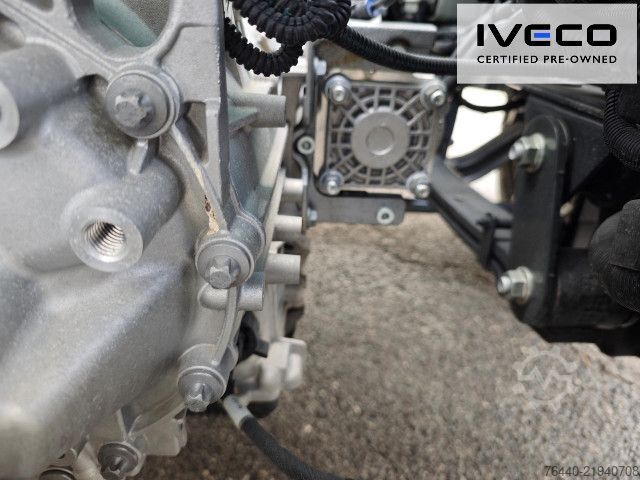 バンシャーシ IVECO Eurocargo