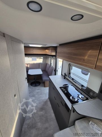 Karavan HYMER/ERIBA Eriba Novaline 495 1.800 kg / Moving-Paket