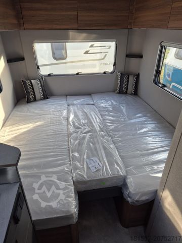 Karavan HYMER/ERIBA Eriba Novaline 495 1.800 kg / Moving-Paket