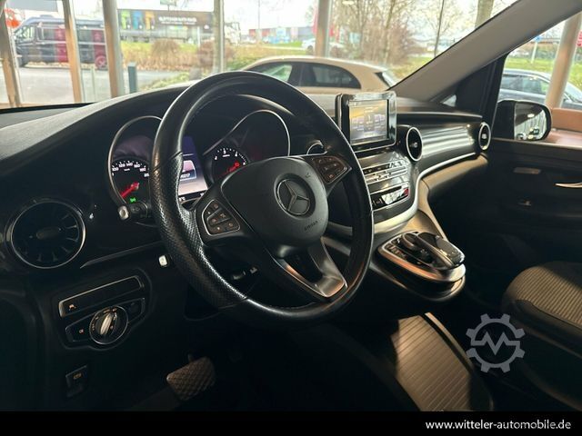 Minibüs MERCEDES-BENZ V 220 d Edition lang AHK+KAMERA+LED+SITZHZ Navi