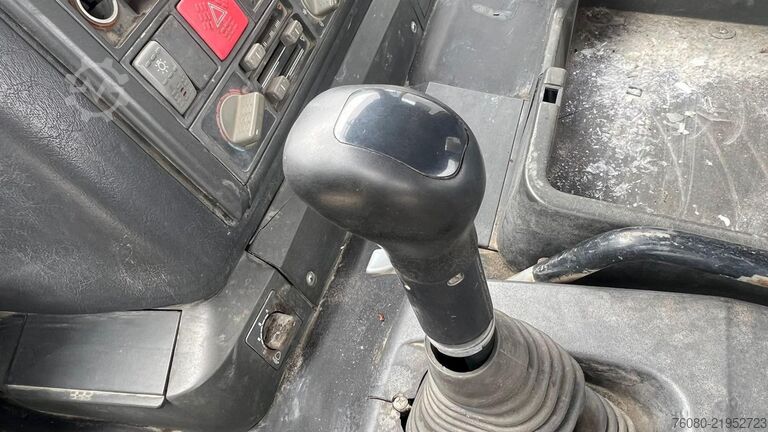 Shasi me kabinën e shoferit Iveco EUROTRAKKER 340 E 34 (POMPE MANUELLE / MANUAL P...