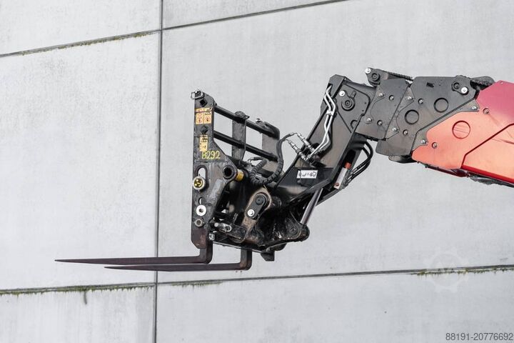 Teleszkópos rakodó Manitou MT 1840