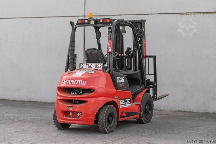 Targonca Manitou MI 25 D