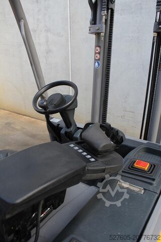 Gabelstapler Jungheinrich EFG 430k 310 ZT