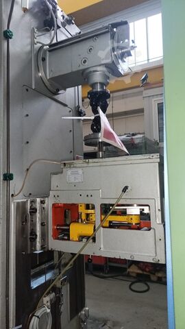 Mașină automată de perforat Haulick + Roos RVD 63-800 HS/CNC
