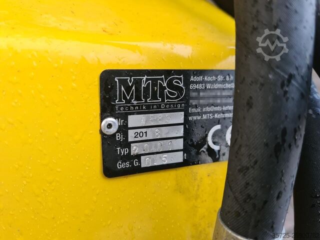 četka MTS bezem met lepel insteek