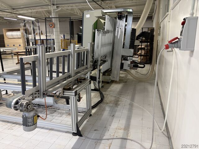 Vertical wood machining center BIESSE Brema Eko 902
