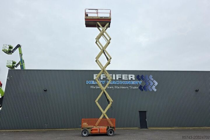 Elevador de tesoura JLG M4069 Hybrid, 14.2m Working Height, 360kg Capacity